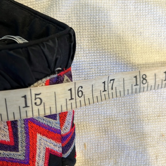 Karen Millen Purple/Pink Tribal-Embroidered-Trimmed Black Strapless Mini Size 8 - Picture 10 of 13